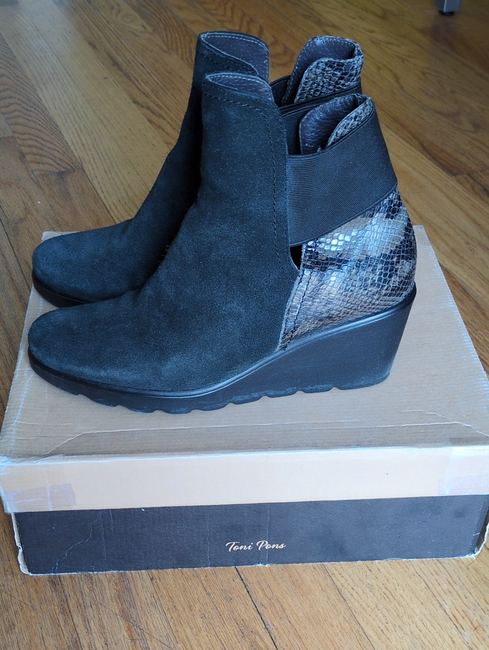 Toni Pons Ankle Bootie